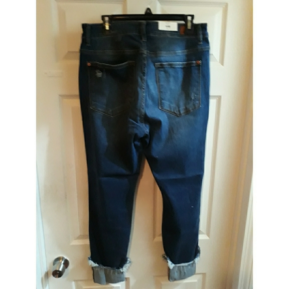 ♥️18W 20W Plus♥️Judy Blue Nikki Destroyed Cuff - Picture 3 of 8